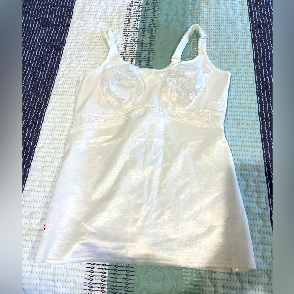Ruby Ribbon Style 3024 Lace Cami White Size 40